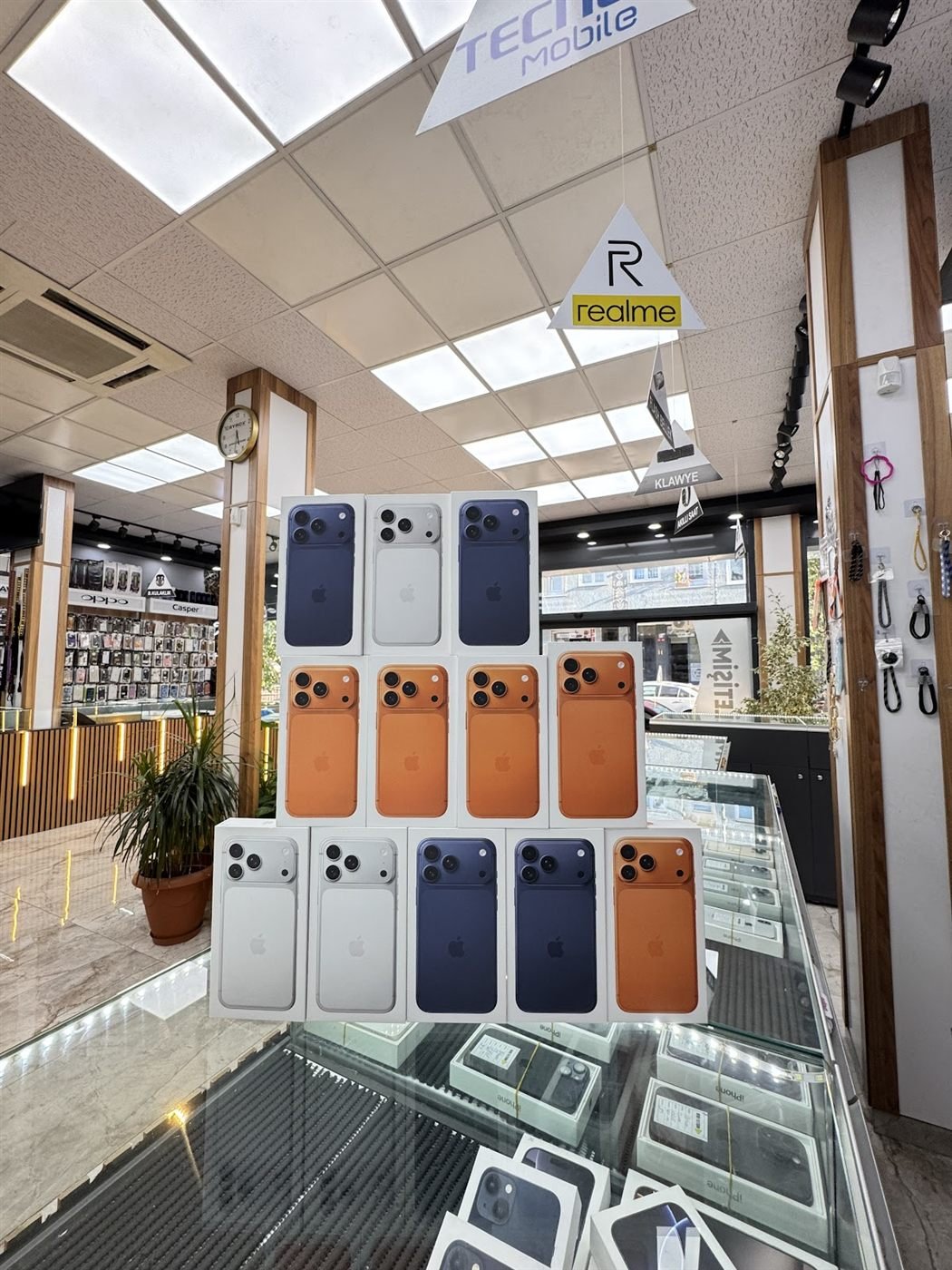 Hedef İletişim Telefon Vitrini
