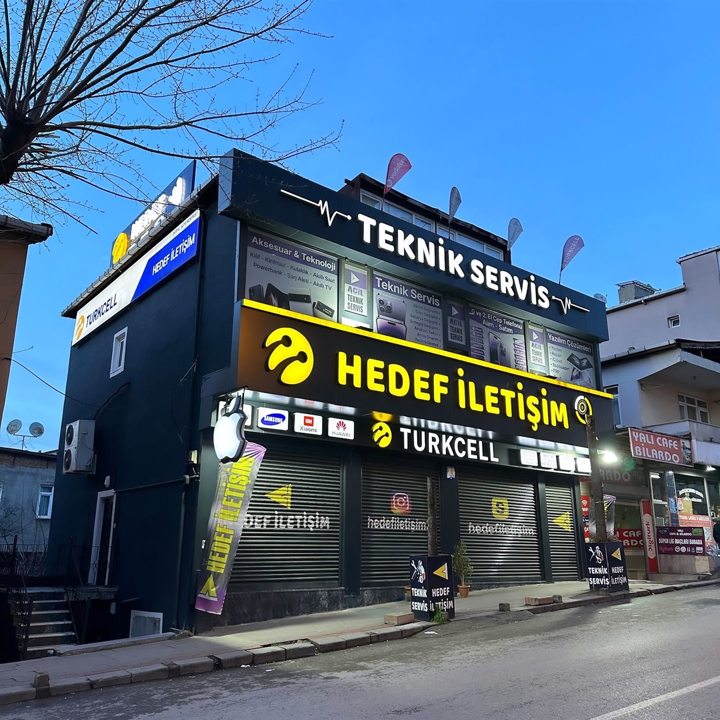 Hedef İletişim Pendik Mağaza İçi
